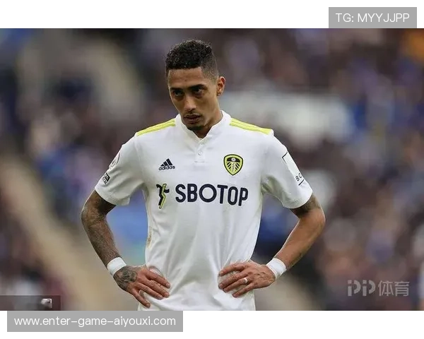 利兹联强行提高节奏，拉菲尼亚回归般的世界波再现